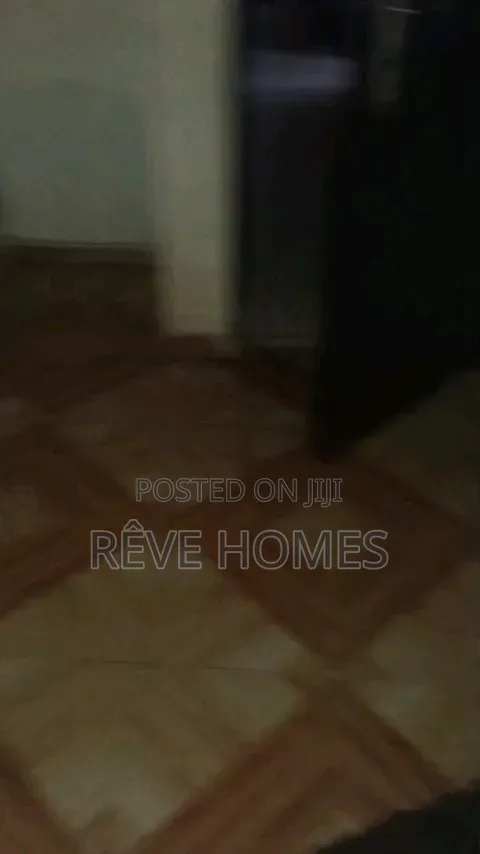 Mini Flat in Adekunle for rent in Adekunle