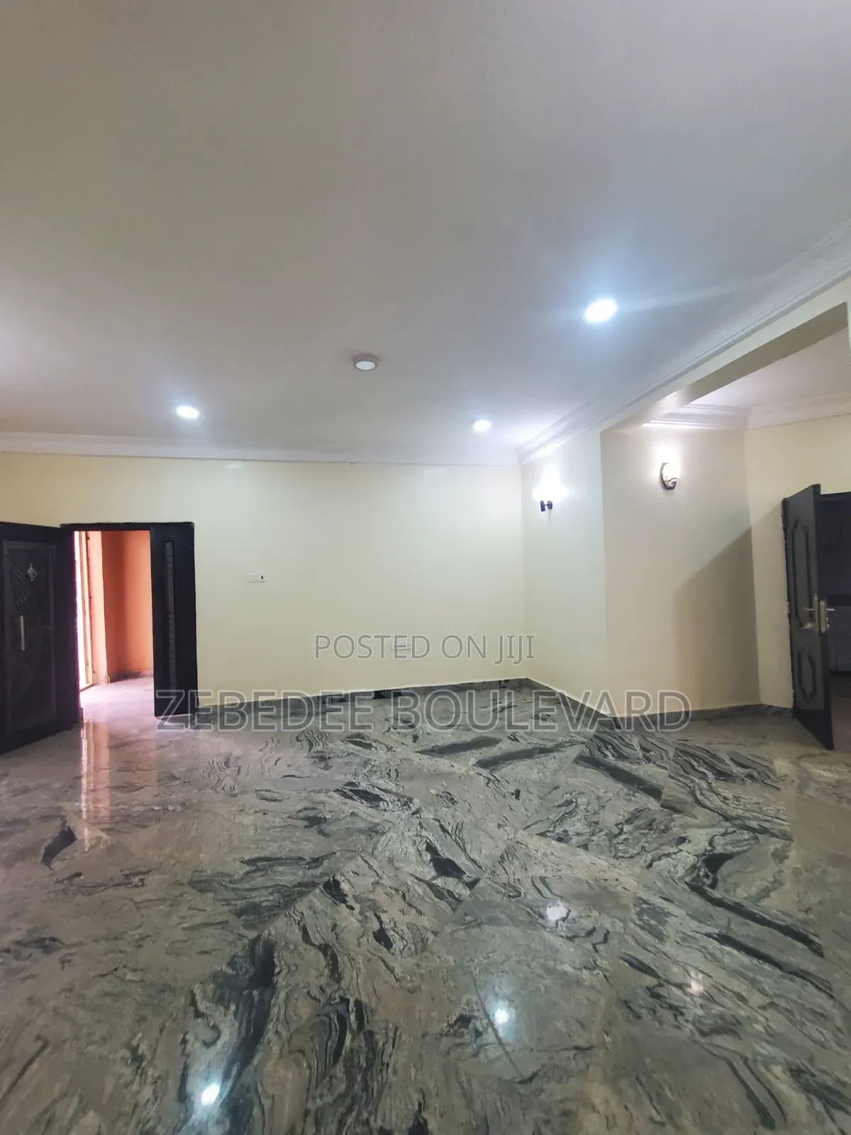 2bdrm Block of Flats in Durumi for rent in Durumi