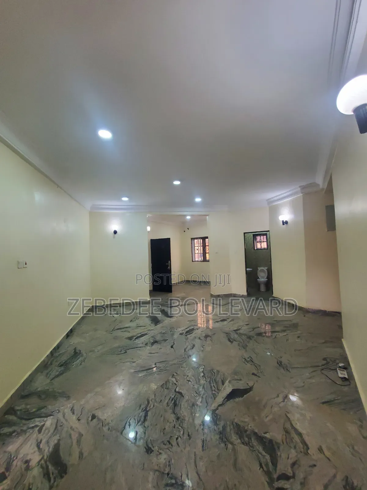 2bdrm Block of Flats in Durumi for rent in Durumi