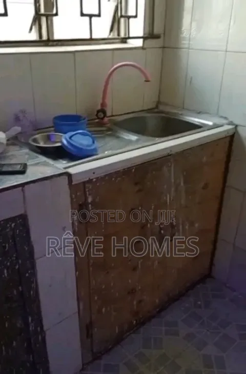 Mini Flat in Soluyi for rent in Soluyi