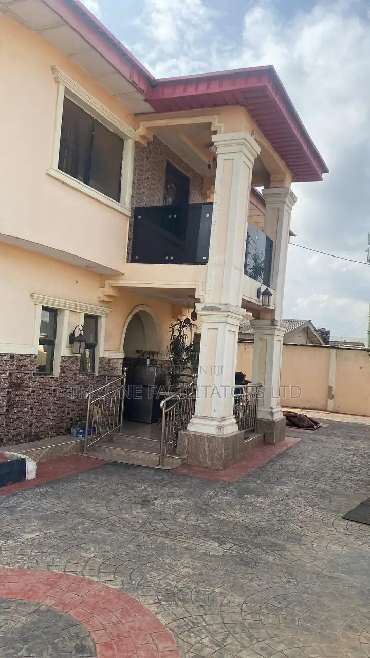 Furnished 5bdrm Duplex in Ishuti Road Igando for sale in Igando / Ikotun/Igando