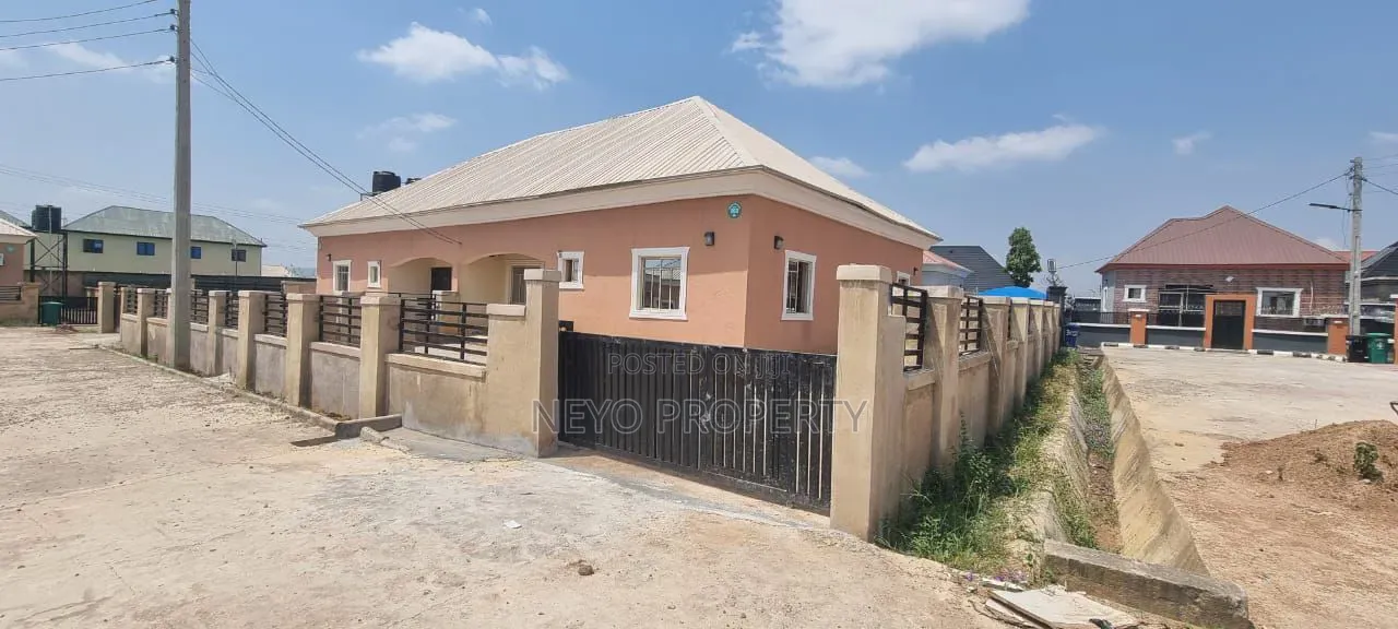 Family Deed Adex Olumo in Igbogbo