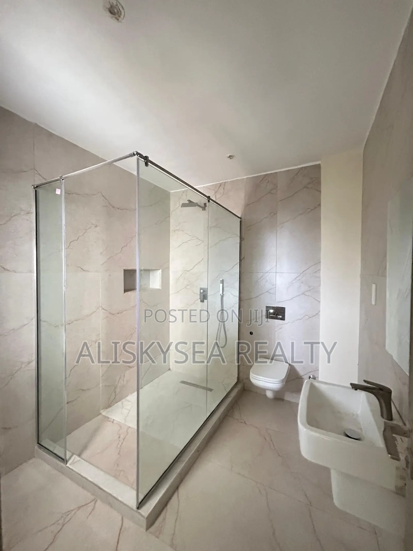 2bdrm Apartment in Victoria Island for rent in Victoria Island