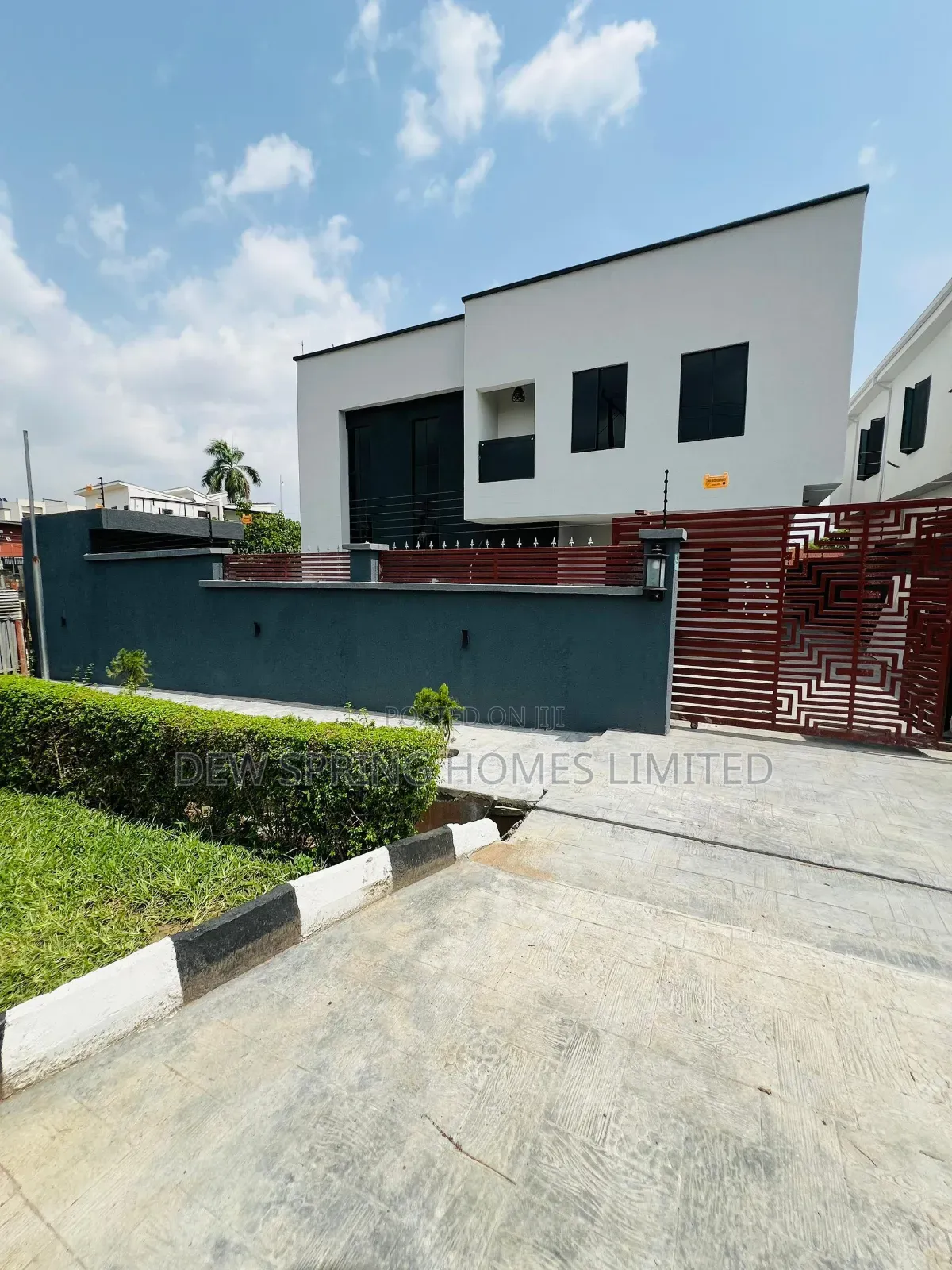 4bdrm Duplex in Adeniyi Jones for sale in Adeniyi Jones