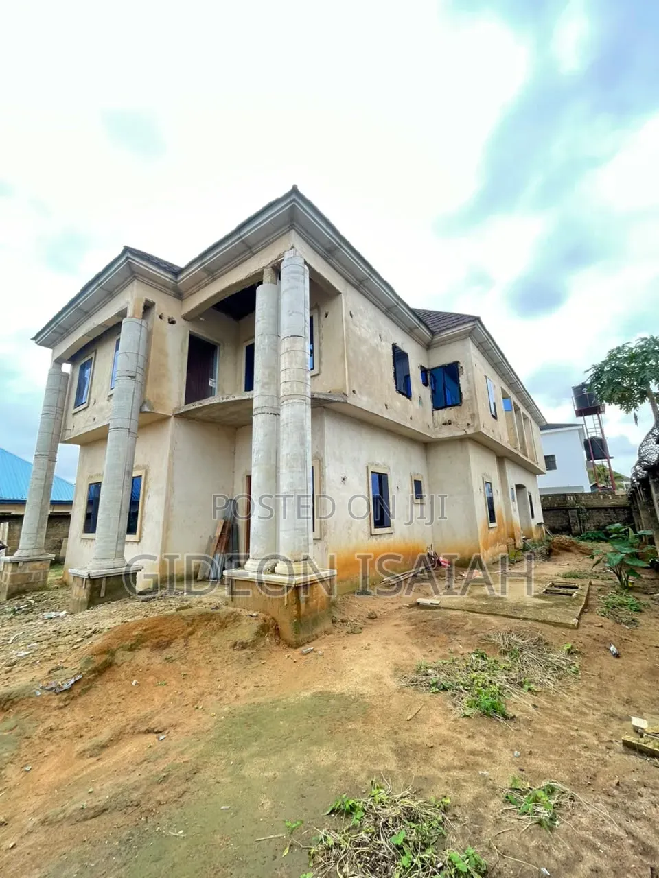 5bdrm Duplex in Osongama, Uyo for sale in Uyo