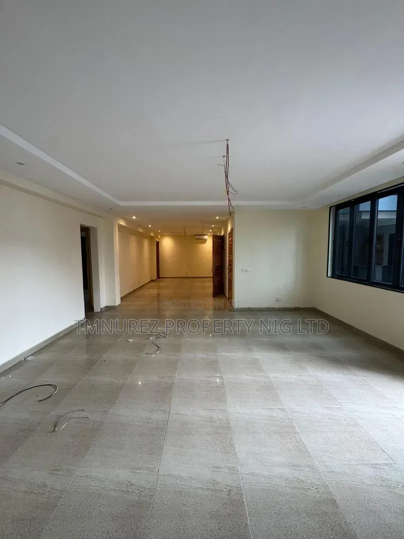 3bdrm Apartment in Lekki Phase 1 for rent in Lekki Phase 1