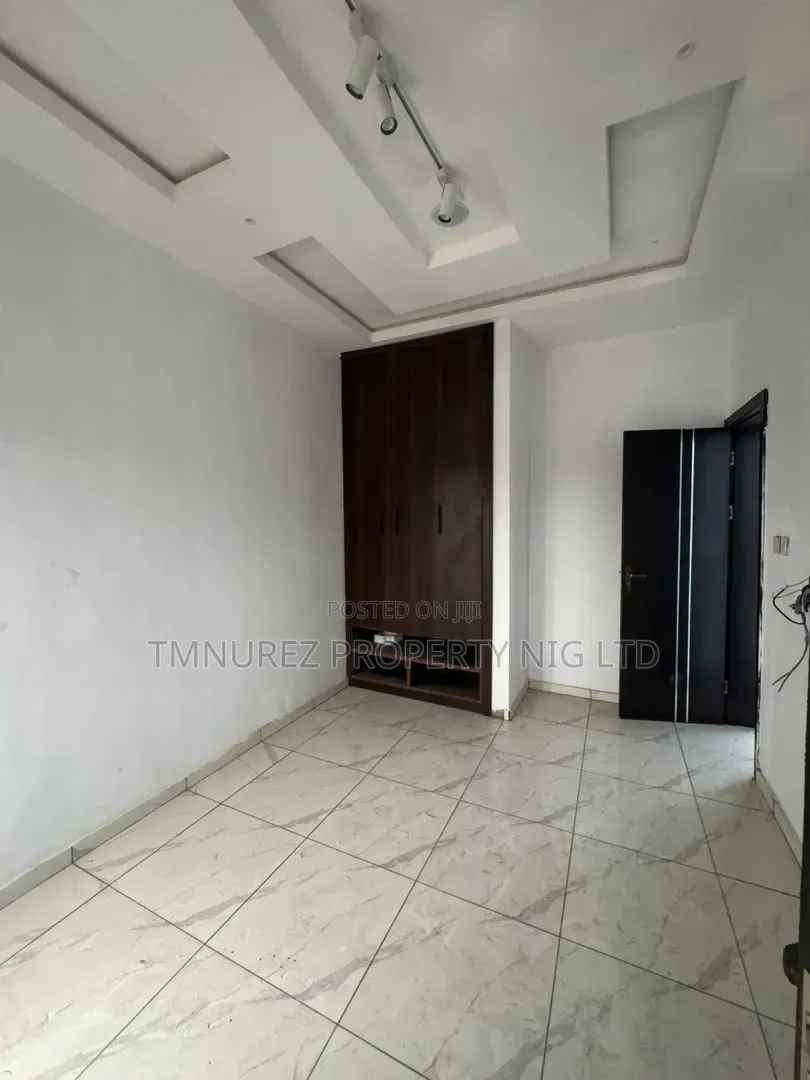 2bdrm Apartment in Chevron for rent in Chevron