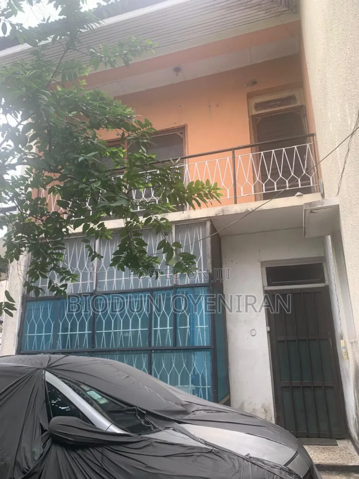 3bdrm Block of Flats in Adelabu for sale in Adelabu