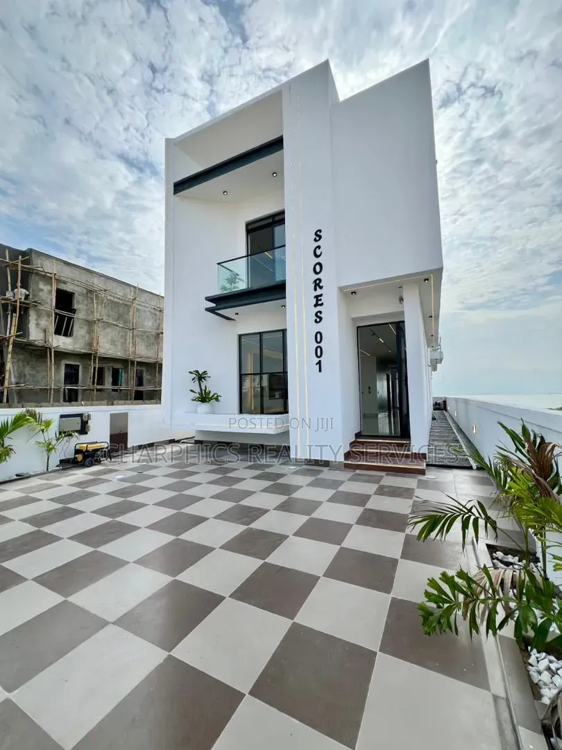 5bdrm Duplex in Off Lekki-Epe Expressway for sale in Off Lekki-Epe Expressway