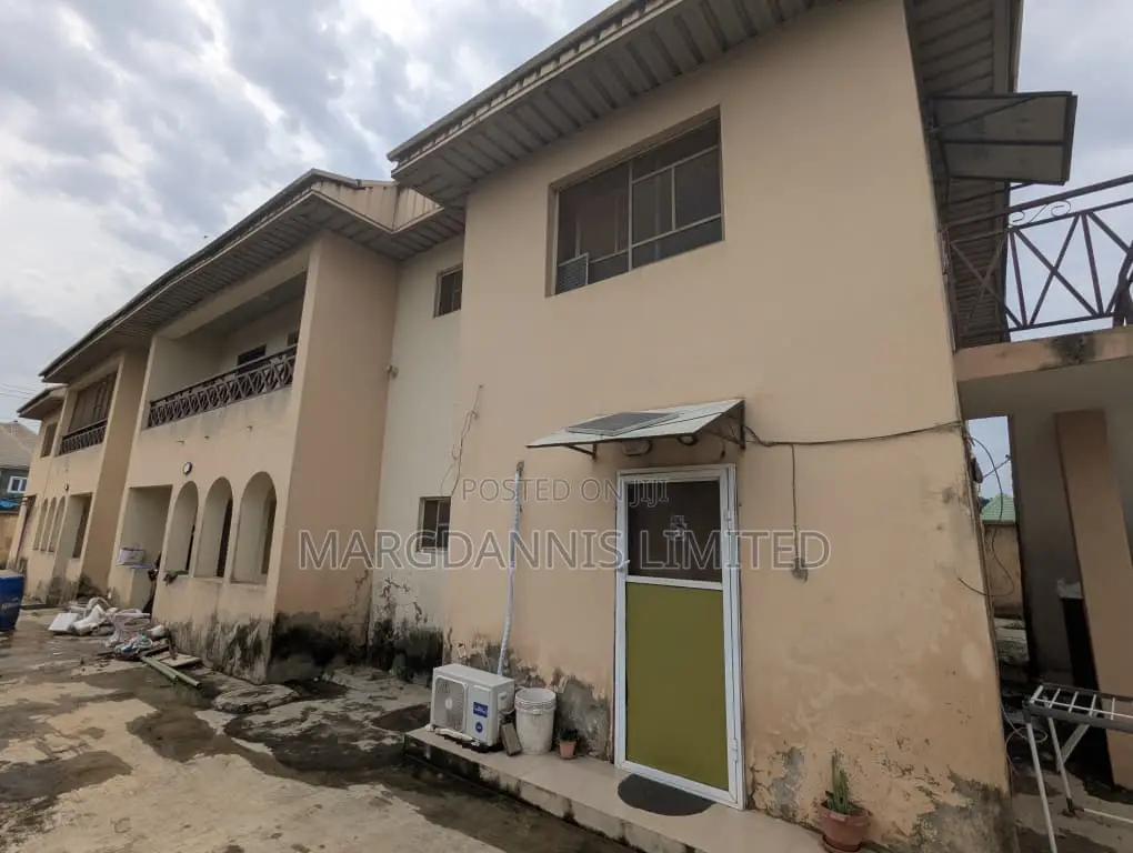 2bdrm Block of Flats in Igbe, Igbogbo for rent in Igbogbo