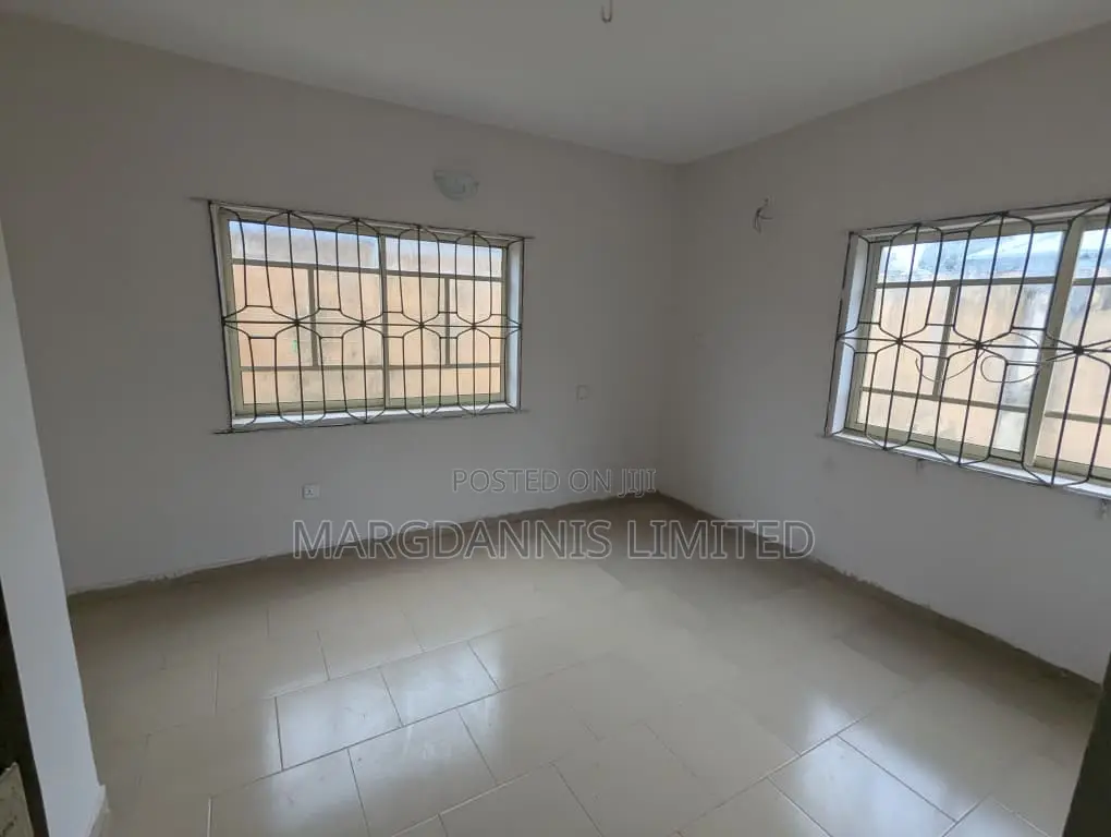 2bdrm Block of Flats in Igbe, Igbogbo for rent in Igbogbo