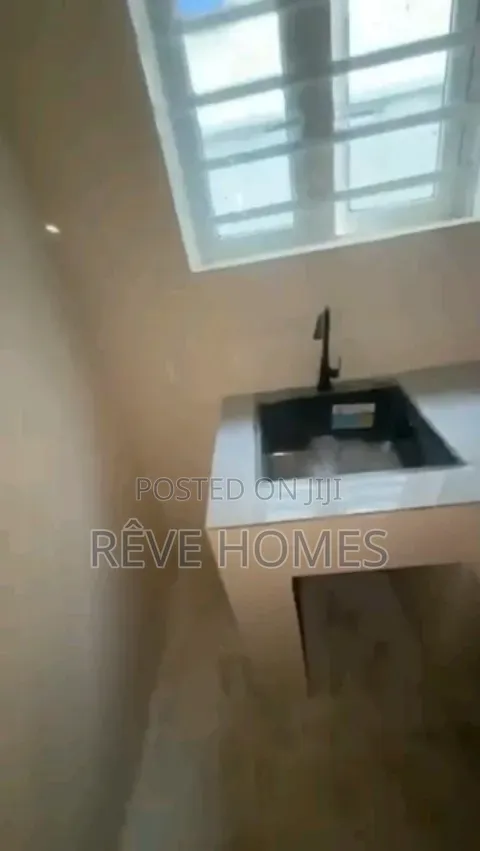 Furnished Mini Flat in Soluyi for rent in Soluyi