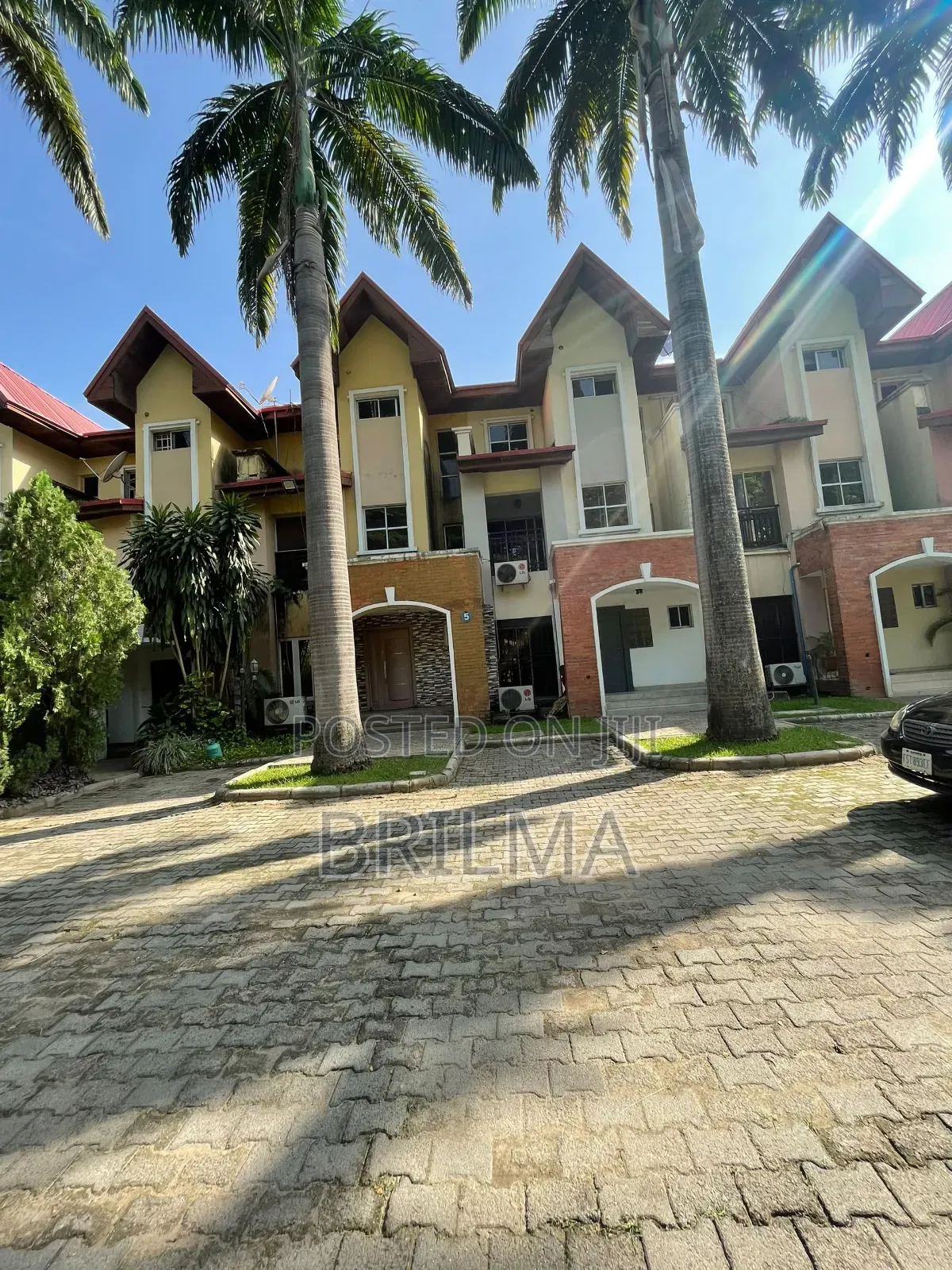 4bdrm Duplex in Wuse 2 for rent in Wuse 2