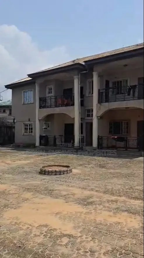 2bdrm Block of Flats in Rukpokwu for sale in Rukpokwu