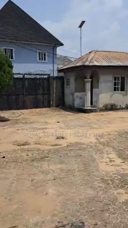 2bdrm Block of Flats in Rukpokwu for sale in Rukpokwu