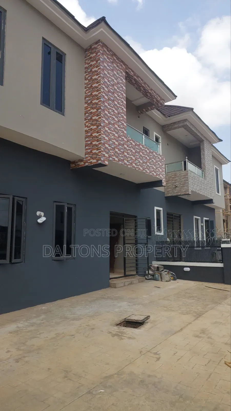 4bdrm Duplex in Gold City Estate, Sabon Lugbe for rent in Sabon Lugbe