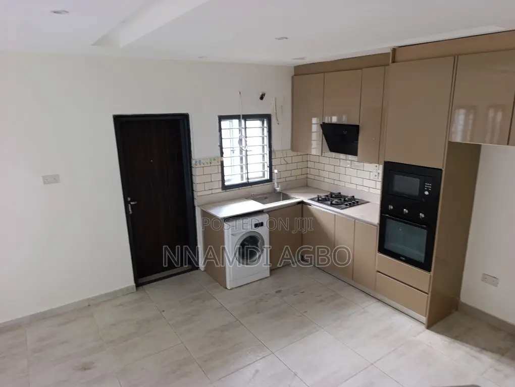 Furnished 2bdrm Maisonette in Ikate for rent in Ikate