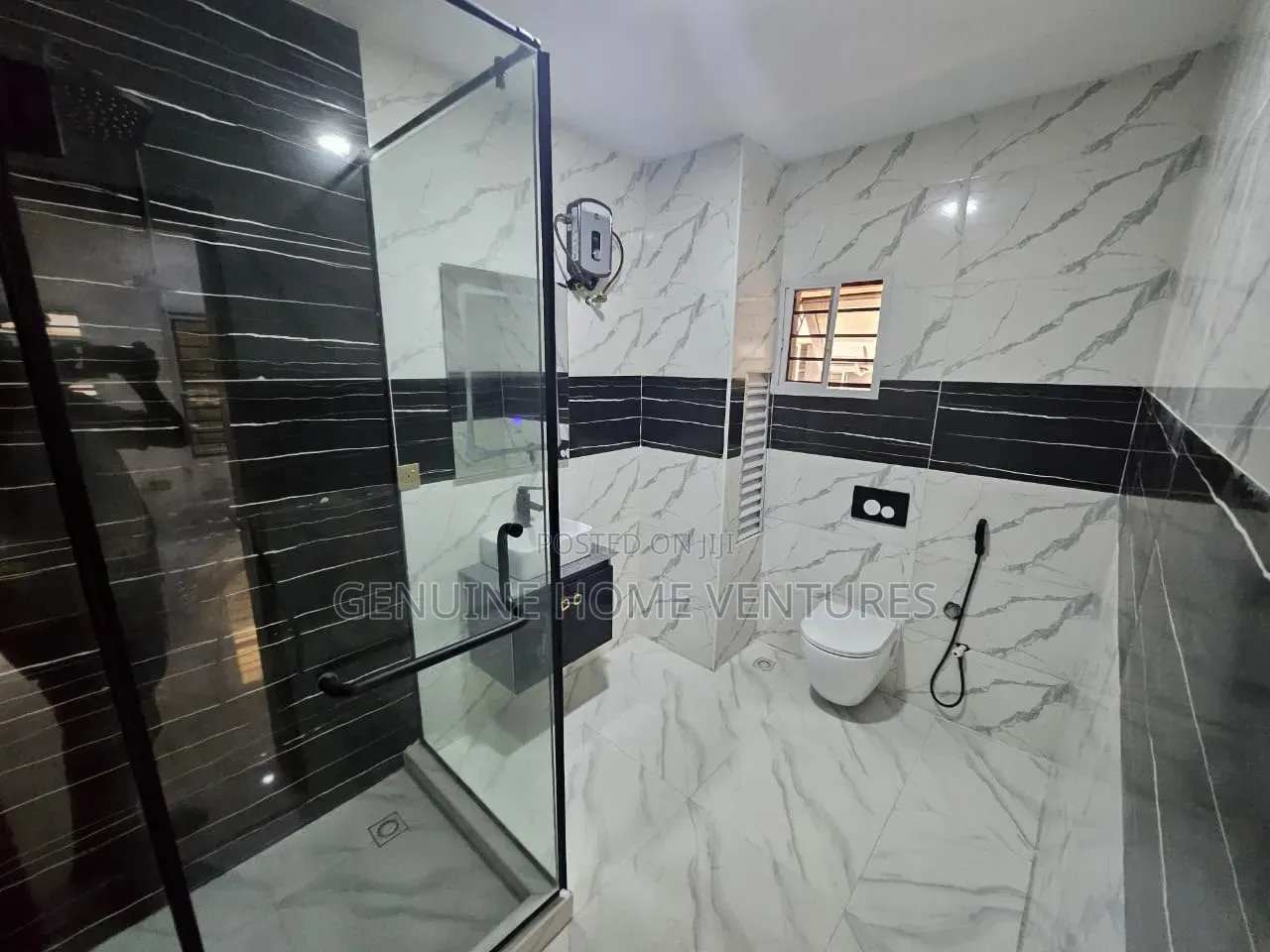 2bdrm Apartment in Lekki Phase One for sale in Lekki Phase 1