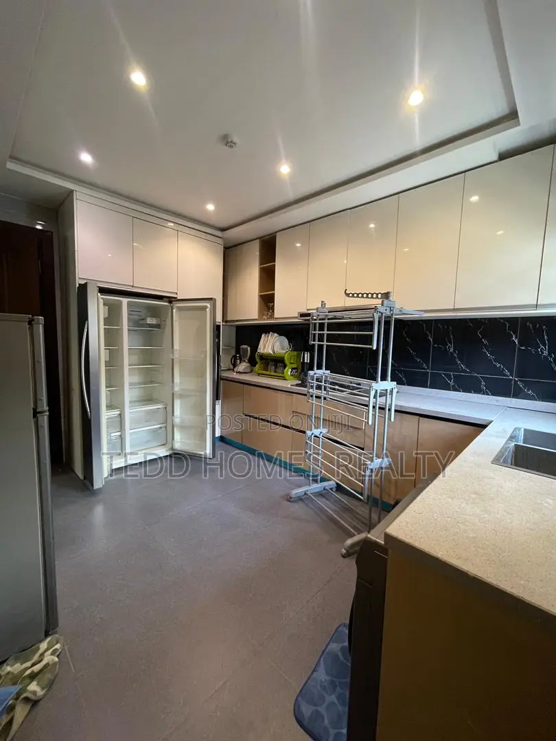 4bdrm Duplex in Lekki for rent in Lekki Phase 1