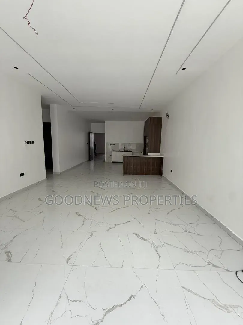 2bdrm Apartment in Lekki Phase 1, Lagos for sale in Lekki Phase 1