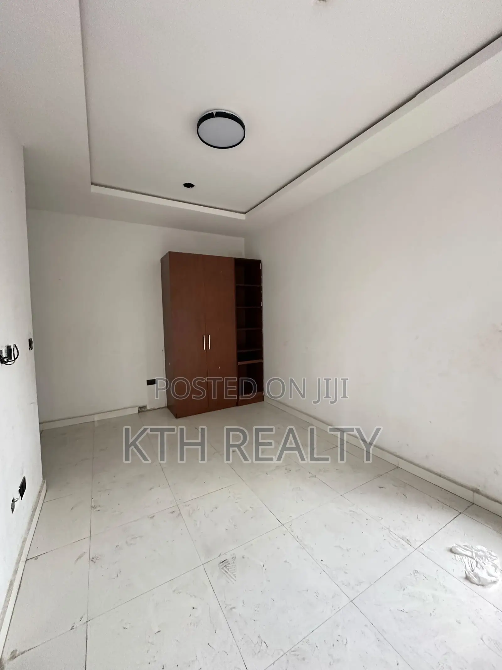 2bdrm Apartment in Ikate for sale in Ikate-Elegushi