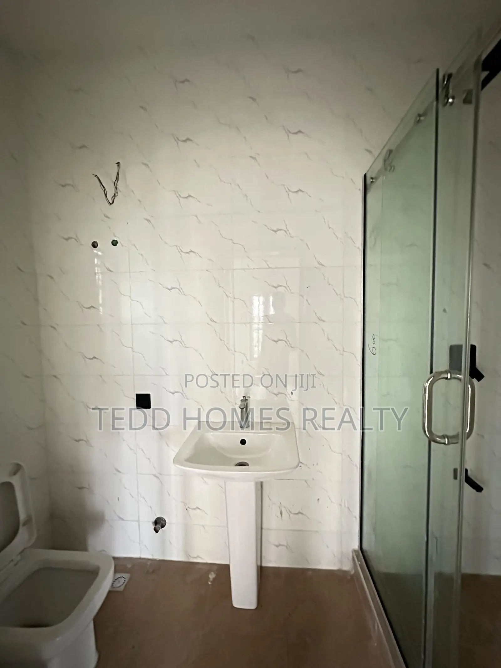 2bdrm Apartment in Ikate for sale in Ikate-Elegushi