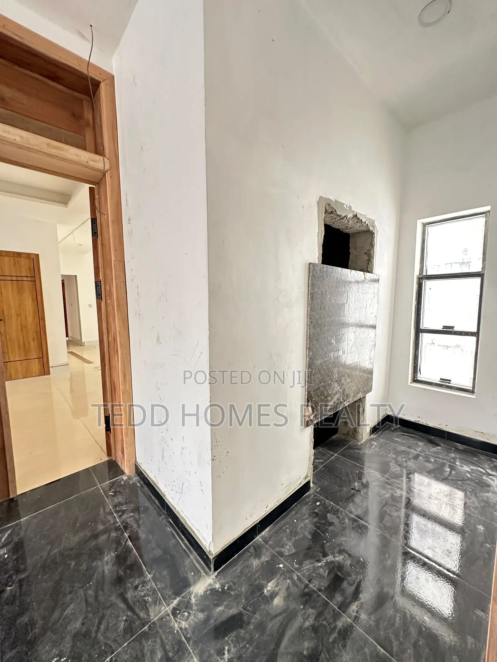 1bdrm Apartment in Ajah, Off Lekki-Epe Expressway for sale in Off Lekki-Epe Expressway