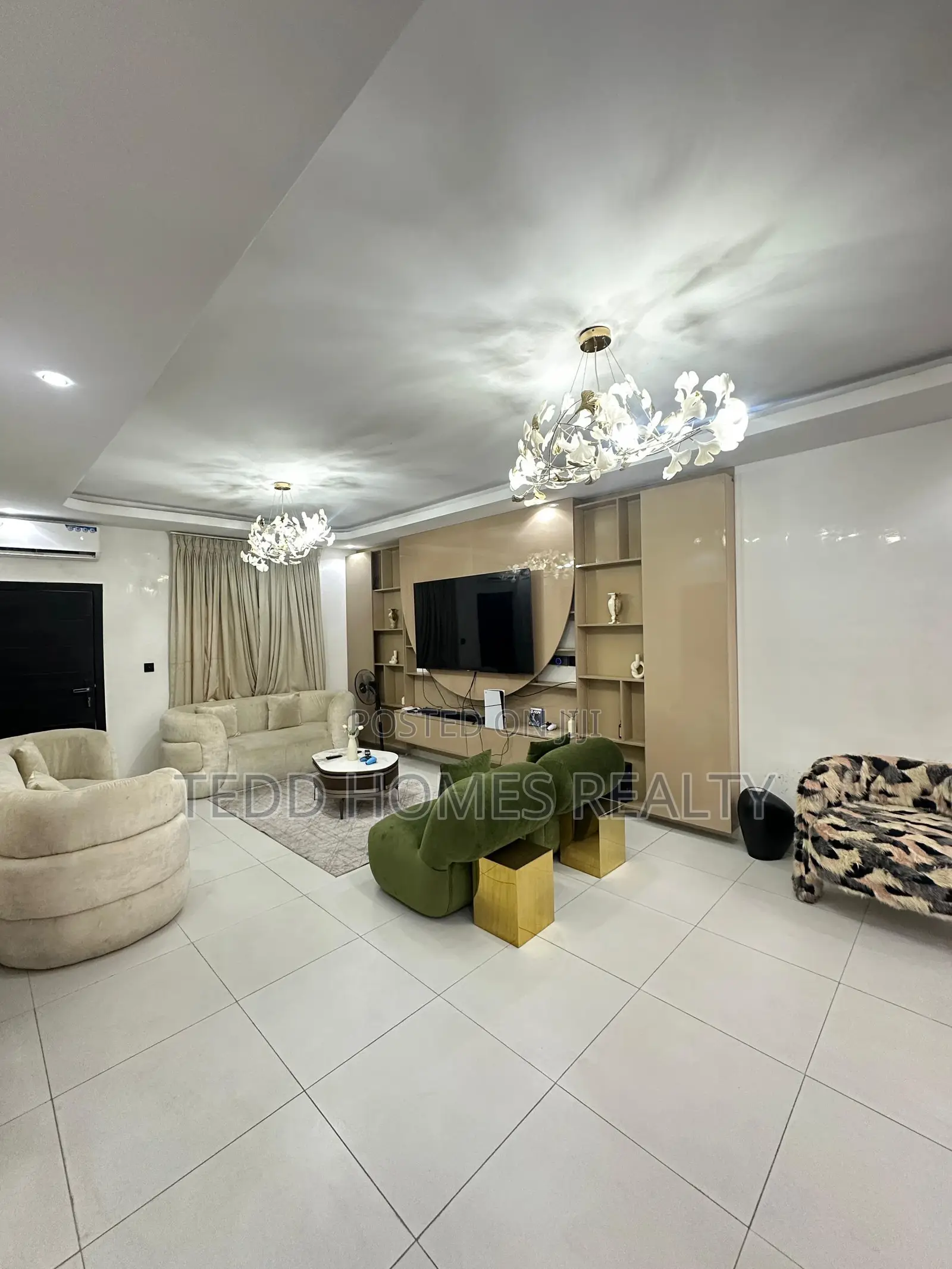 Furnished 2bdrm Apartment in Lekki for rent in Lekki Phase 1