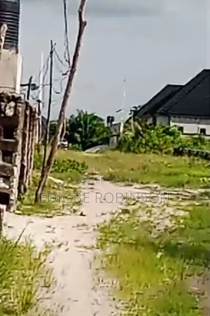Dry Land for Sale in Ughotor in Okpe