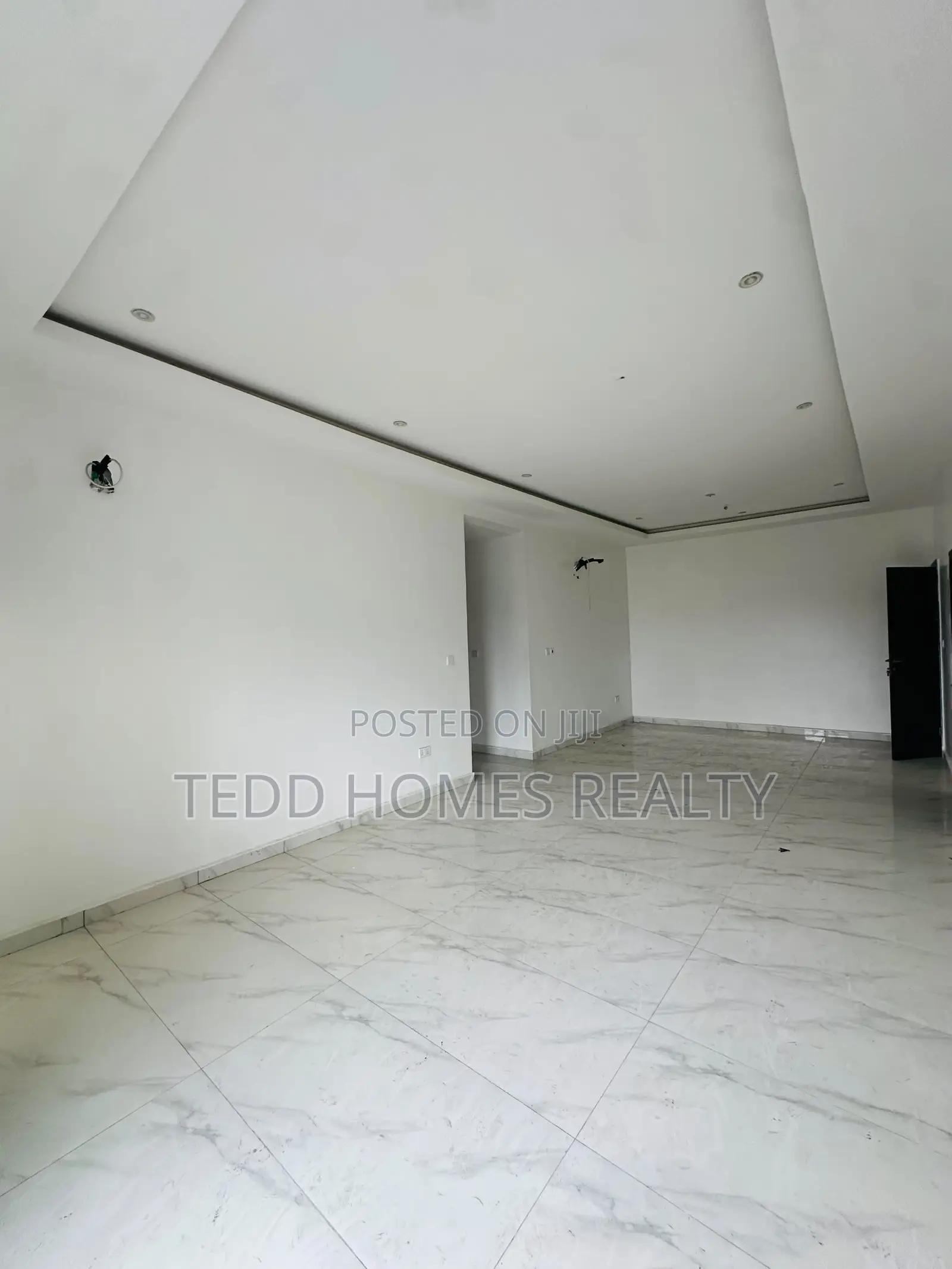 2bdrm Apartment in Ajah, Off Lekki-Epe Expressway for rent in Off Lekki-Epe Expressway