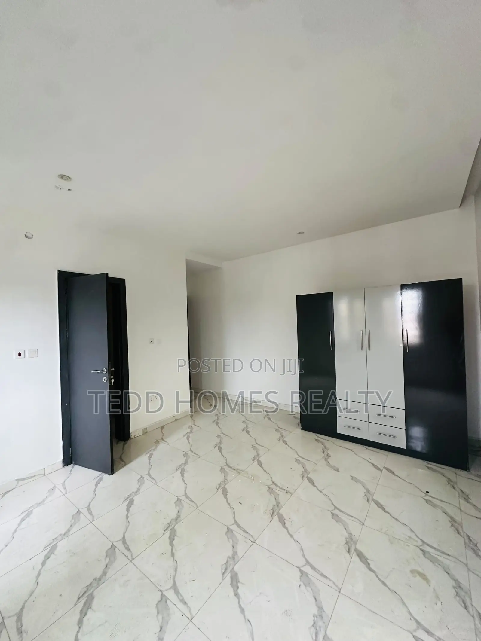 2bdrm Apartment in Ajah, Off Lekki-Epe Expressway for rent in Off Lekki-Epe Expressway
