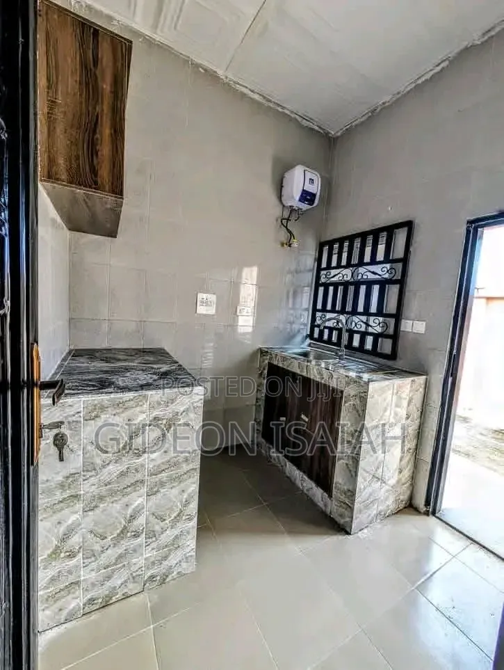 1bdrm Apartment in Ifa Big Junction, Uyo for rent in Uyo