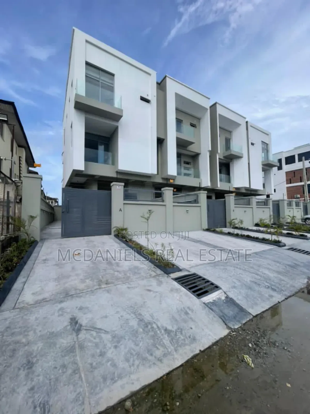 4bdrm Apartment in Lekki Phase 1 for sale in Lekki Phase 1