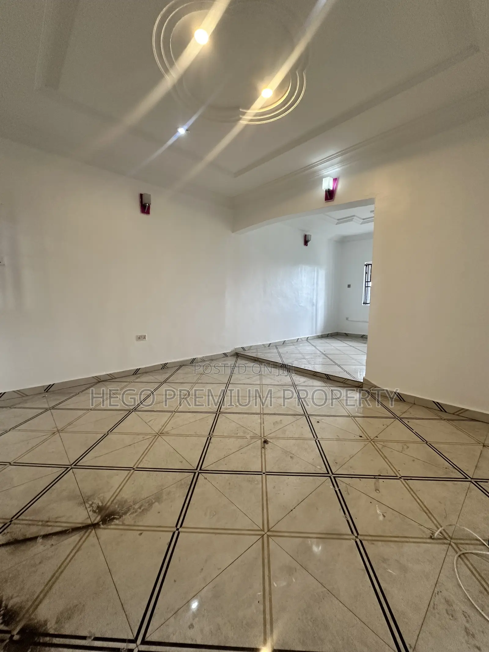 2bdrm Block of Flats in Parade Estate, Eneka for rent in Eneka