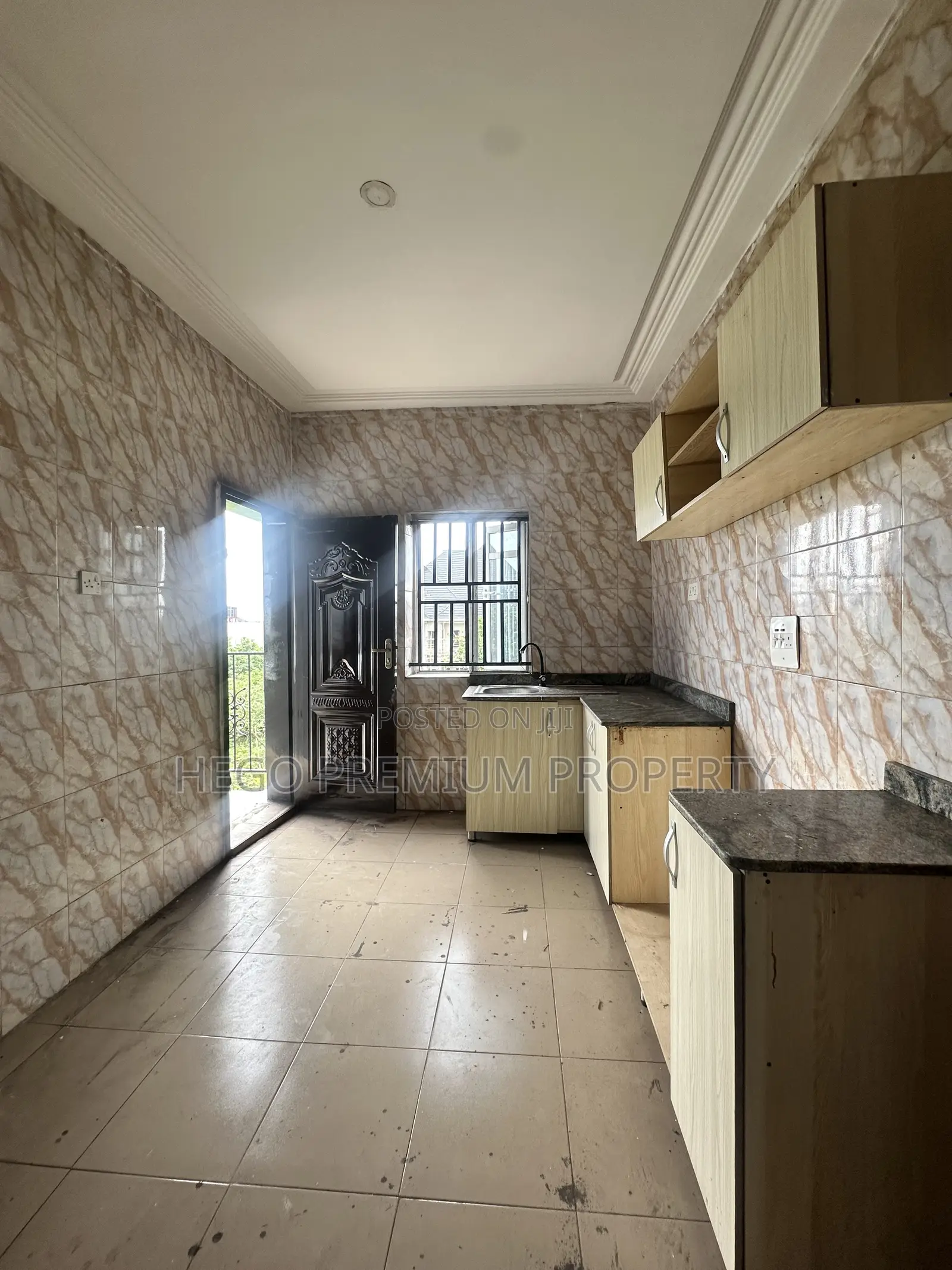 2bdrm Block of Flats in Parade Estate, Eneka for rent in Eneka