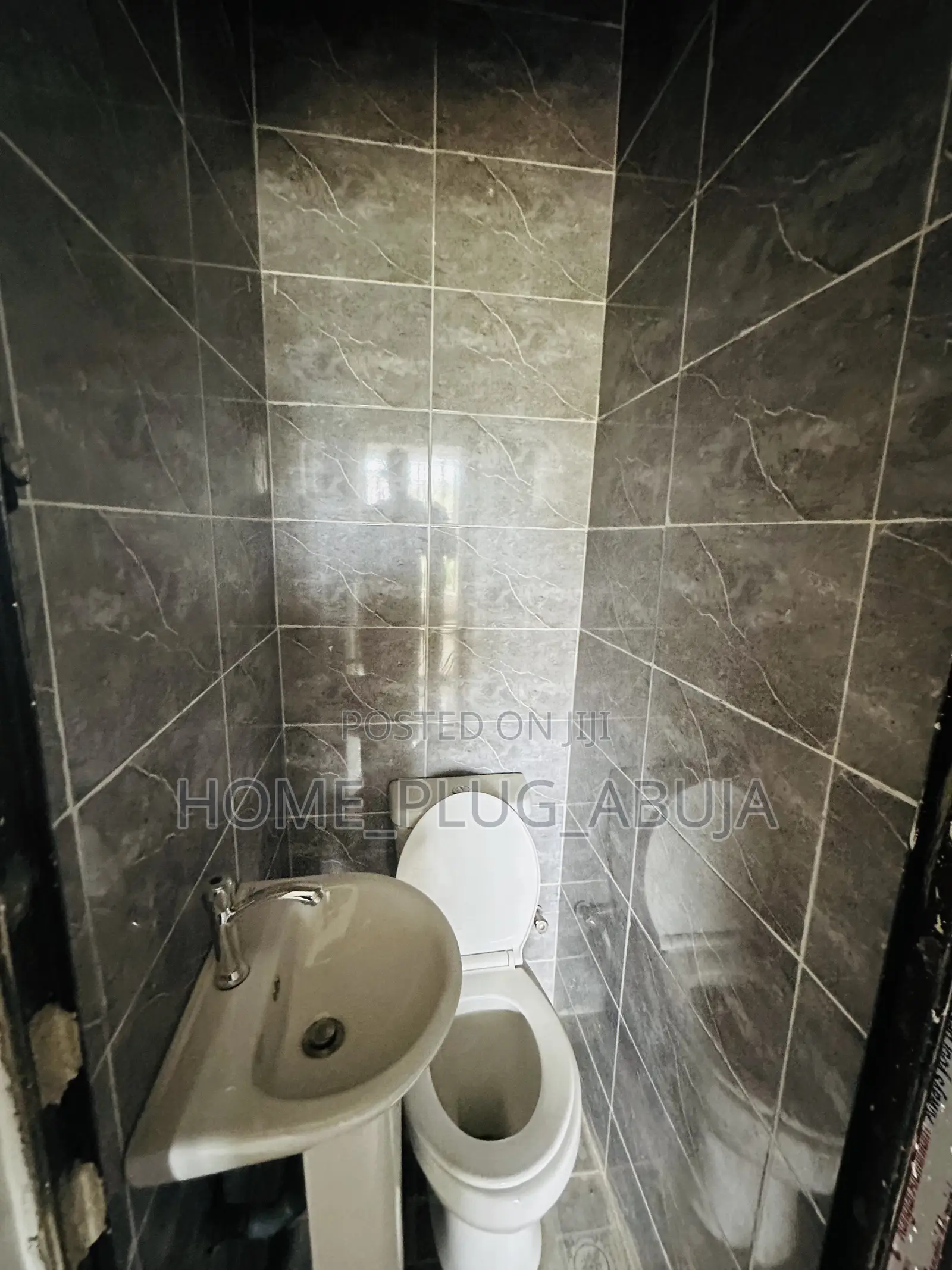 1bdrm Block of Flats in Manreng Estate, Life Camp for rent in Life Camp