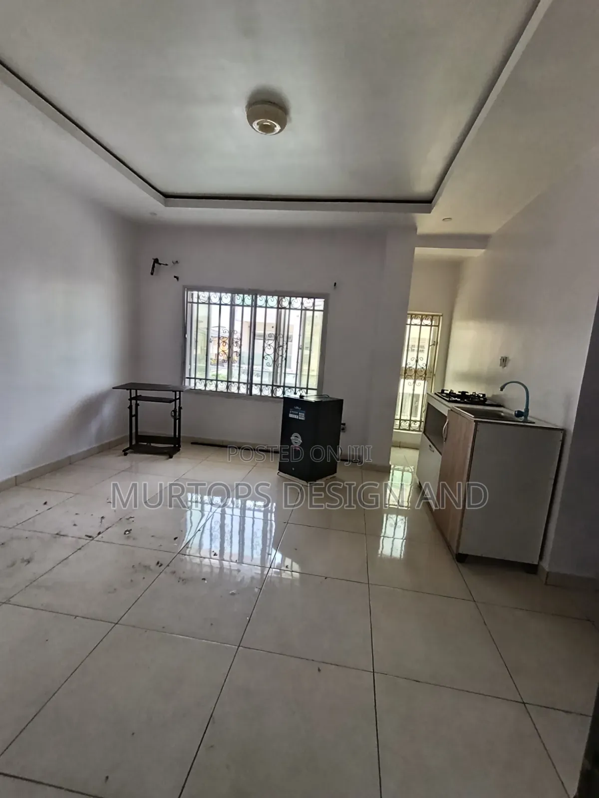 Studio Apartment in Paradise 3, Chevron for rent in Chevron