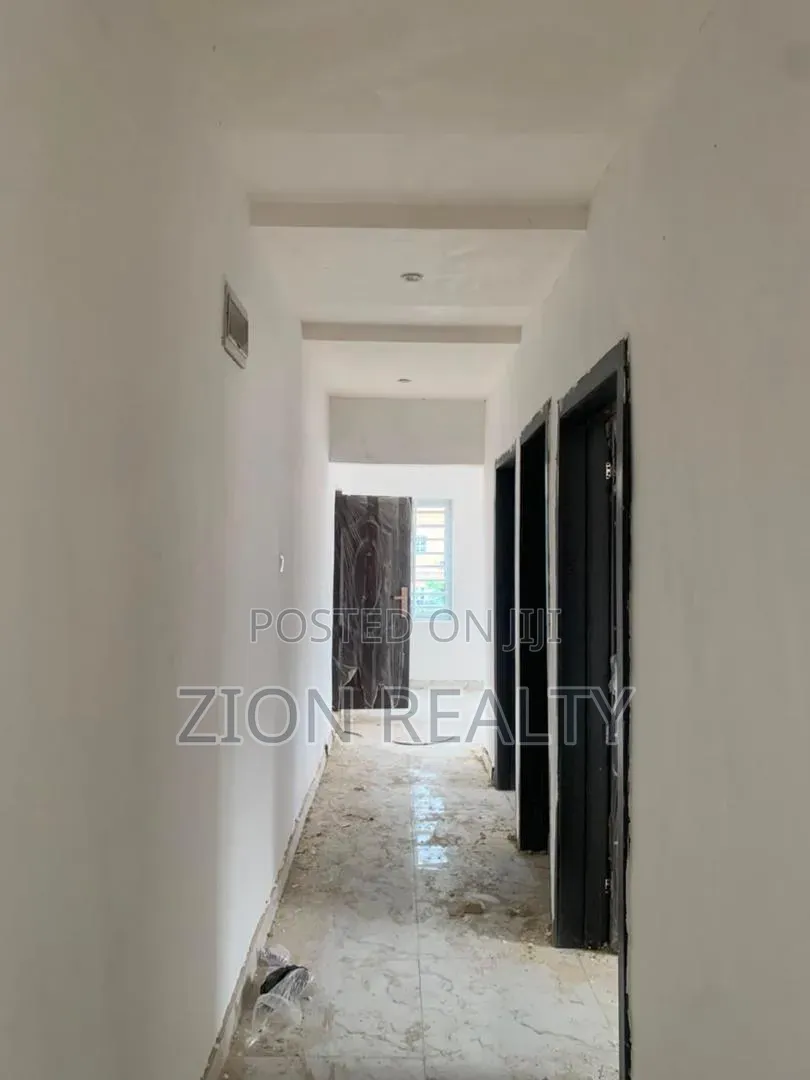 2bdrm Apartment in New Road, Awoyaya for rent in Awoyaya
