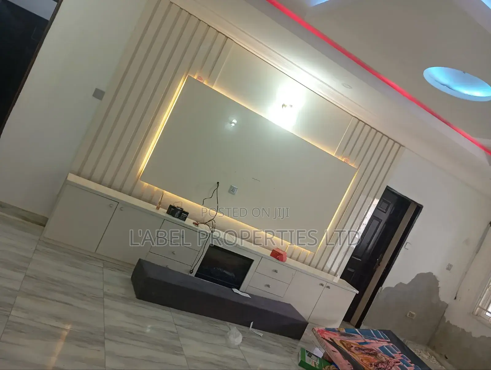 3bdrm Bungalow in Standard Estate for rent in Galadimawa