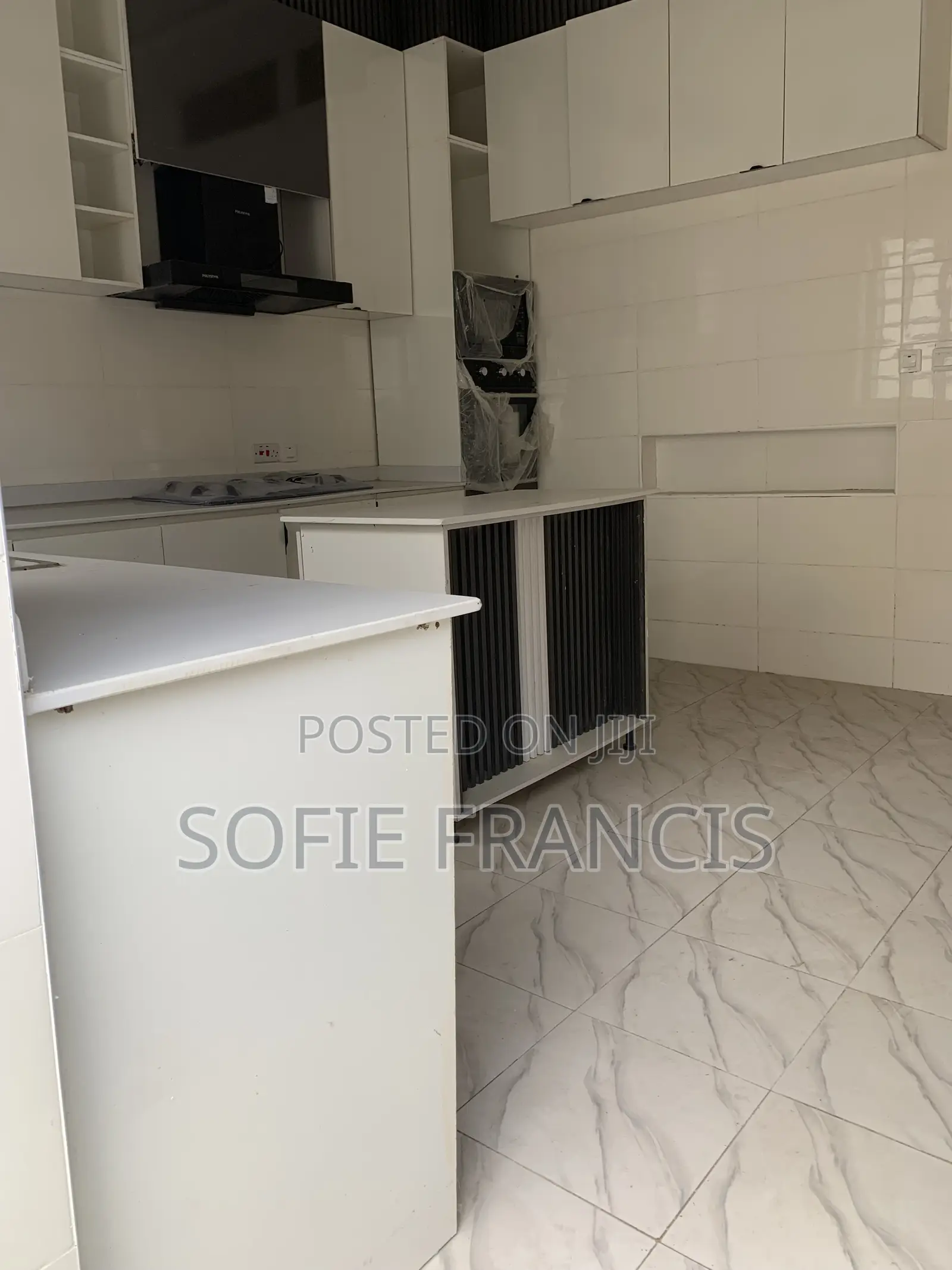 4bdrm Duplex in Vgc for sale in VGC / Ajah
