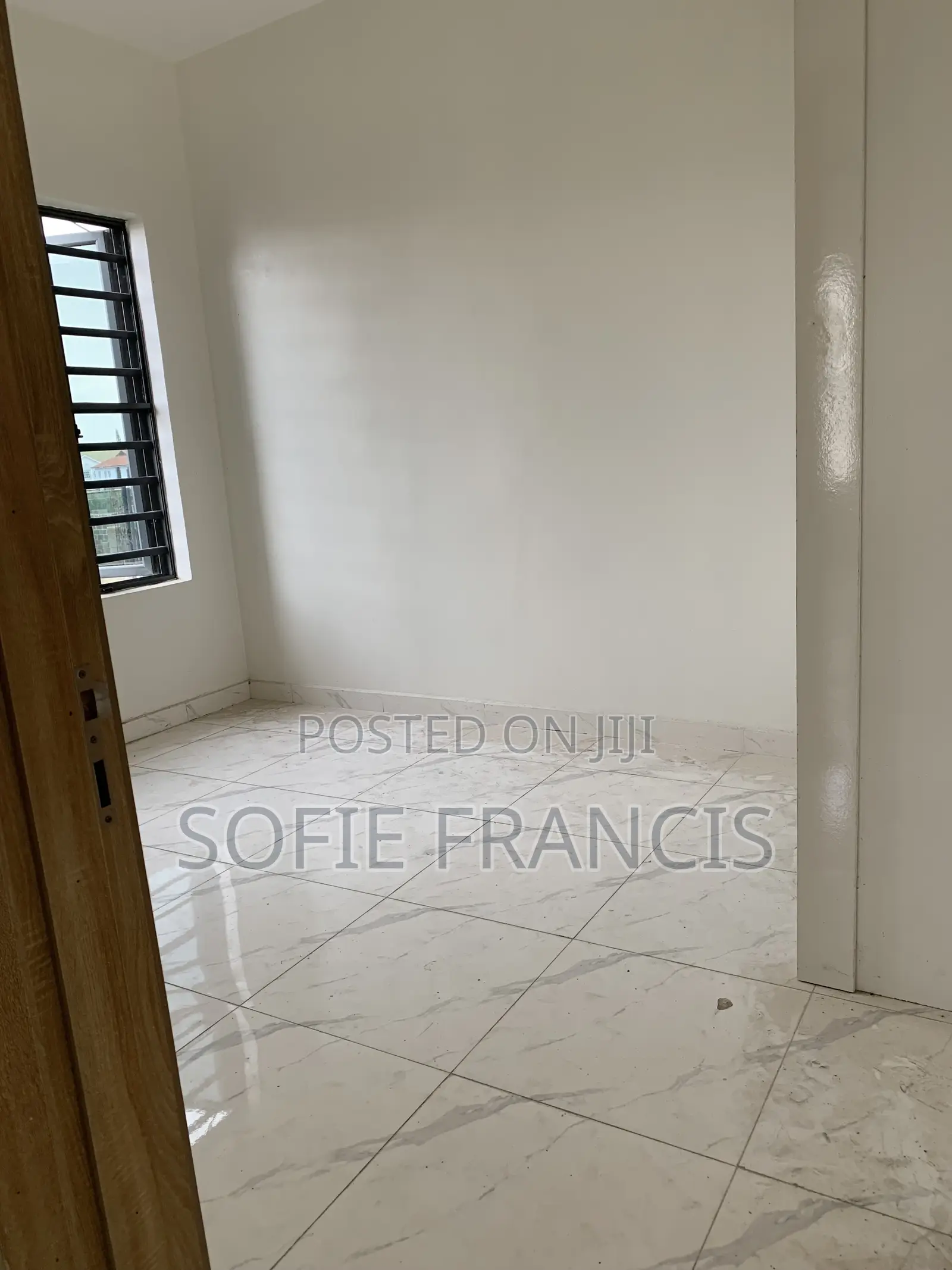 4bdrm Duplex in Vgc for sale in VGC / Ajah