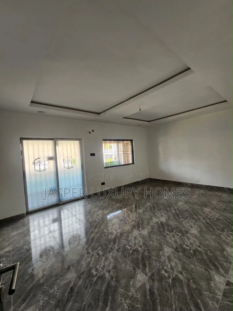 3bdrm Duplex in Ikeja for rent in Ikeja