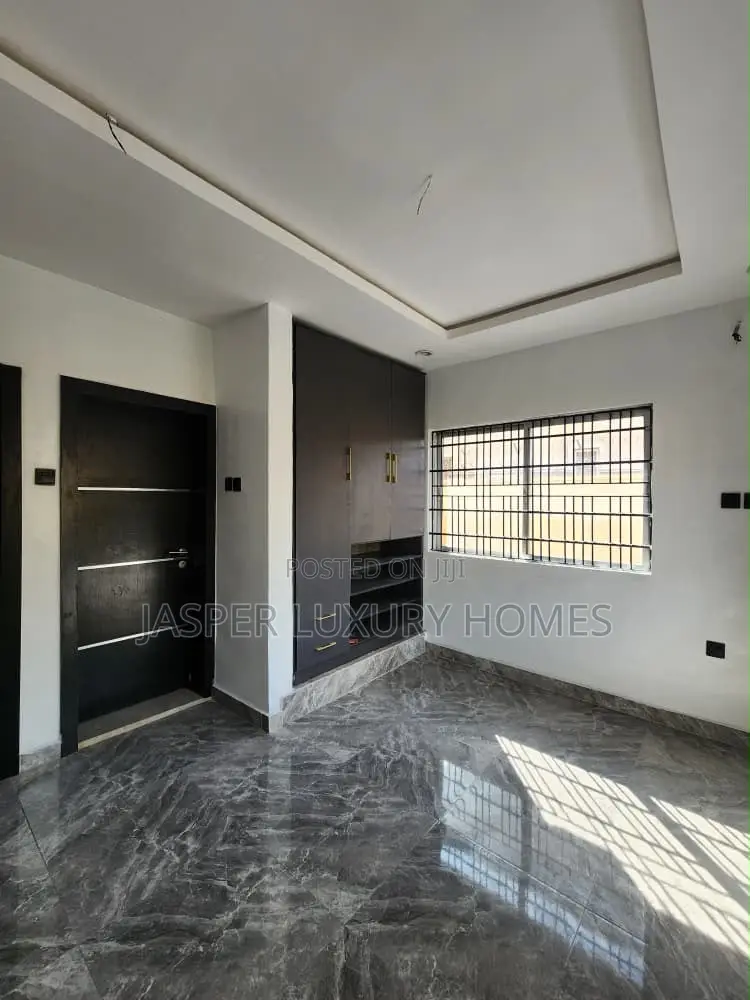 3bdrm Duplex in Ikeja for rent in Ikeja