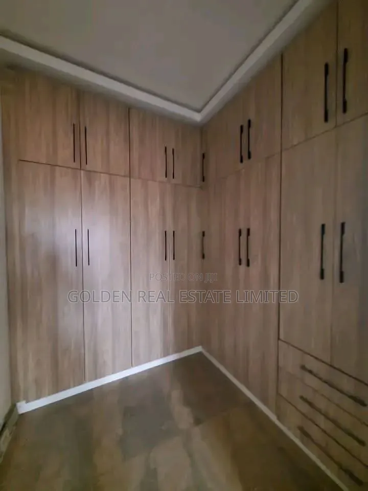 5bdrm Duplex in Asokoro for sale in Asokoro