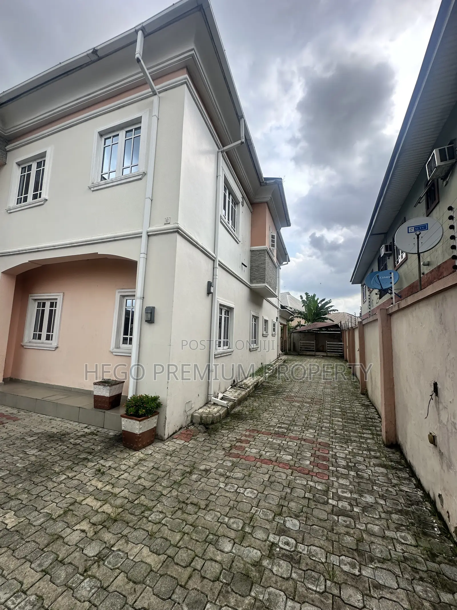 4bdrm Duplex in Farm Road 2, Eliozu for rent in Eliozu