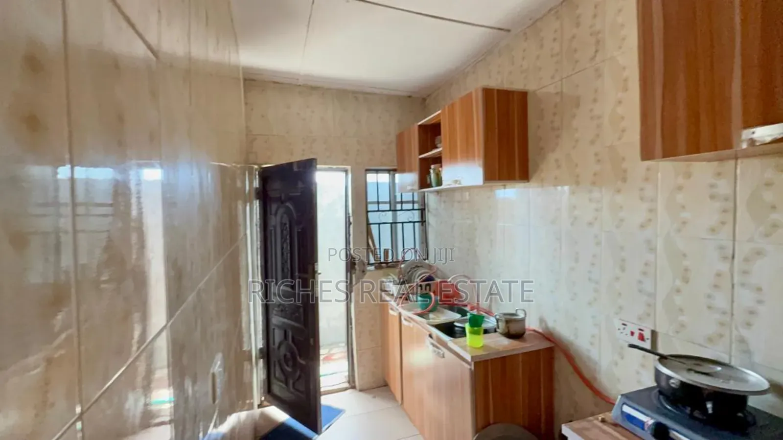 3bdrm Block of Flats in Tipper, Ibadan for sale in Ibadan