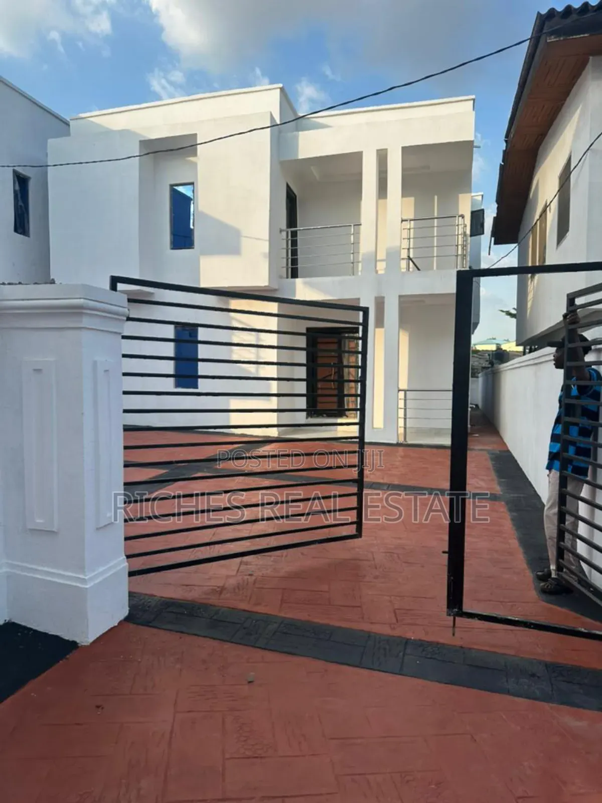 4bdrm Duplex in Dejo Oyelese, Ibadan for sale in Ibadan