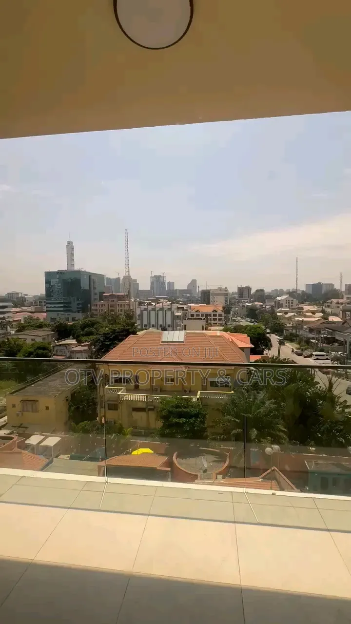 Furnished 3bdrm Apartment in Akin Olugbade for sale in Akin Olugbade