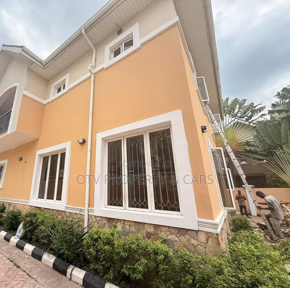 Furnished 5bdrm Duplex in Banana Island for rent in Banana Island