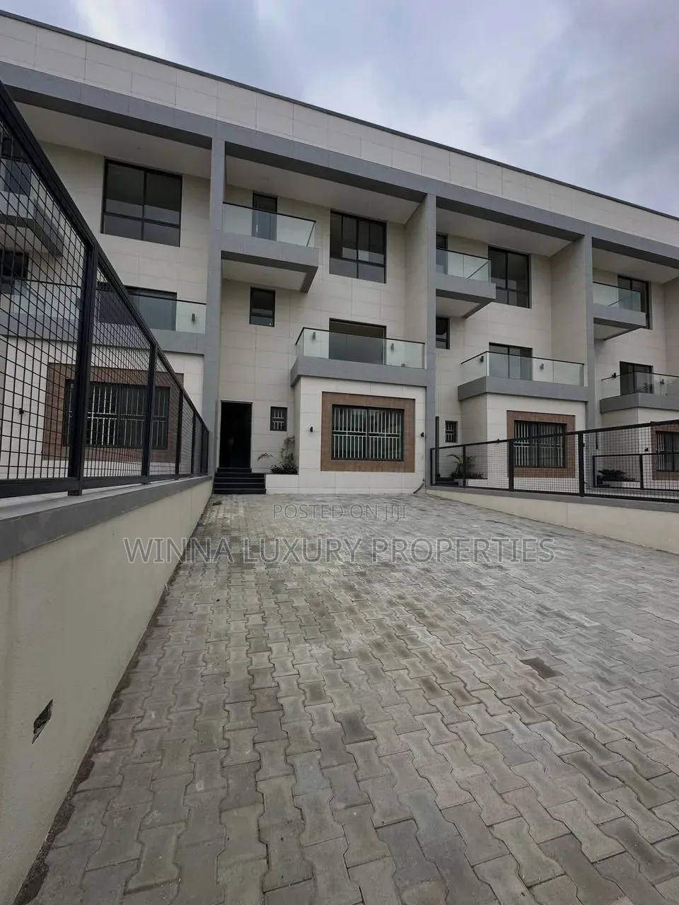 6bdrm Townhouse/Terrace in Katampe Extension for sale in Katampe